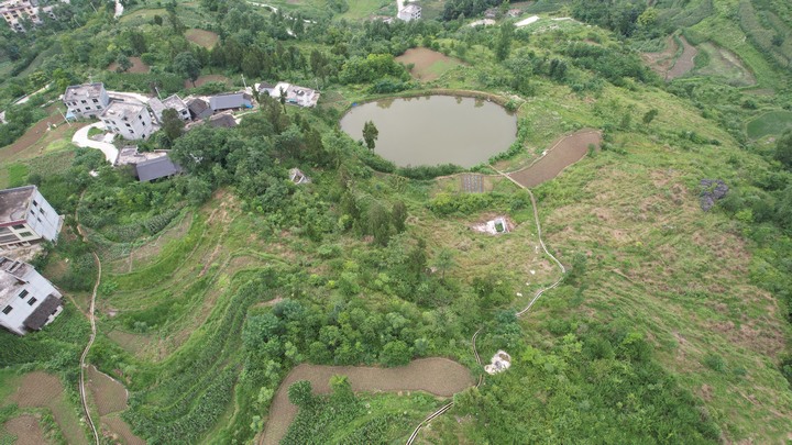 思南縣2023年國家水土保持重點工程三道水生態(tài)清潔小流域項目（關(guān)中壩街道香樹堡村）。孔垂松攝.