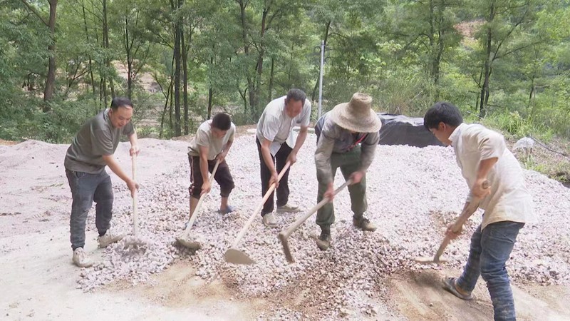 1 圖為參與基礎設施建設工作