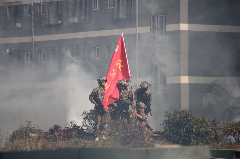 修文縣2024年國防教育主題月系列活動開幕近日，修文縣“愛我國防”教育實踐活動暨貴陽中科工程技工學(xué)校2024年國防教育主題月系列活動開幕。